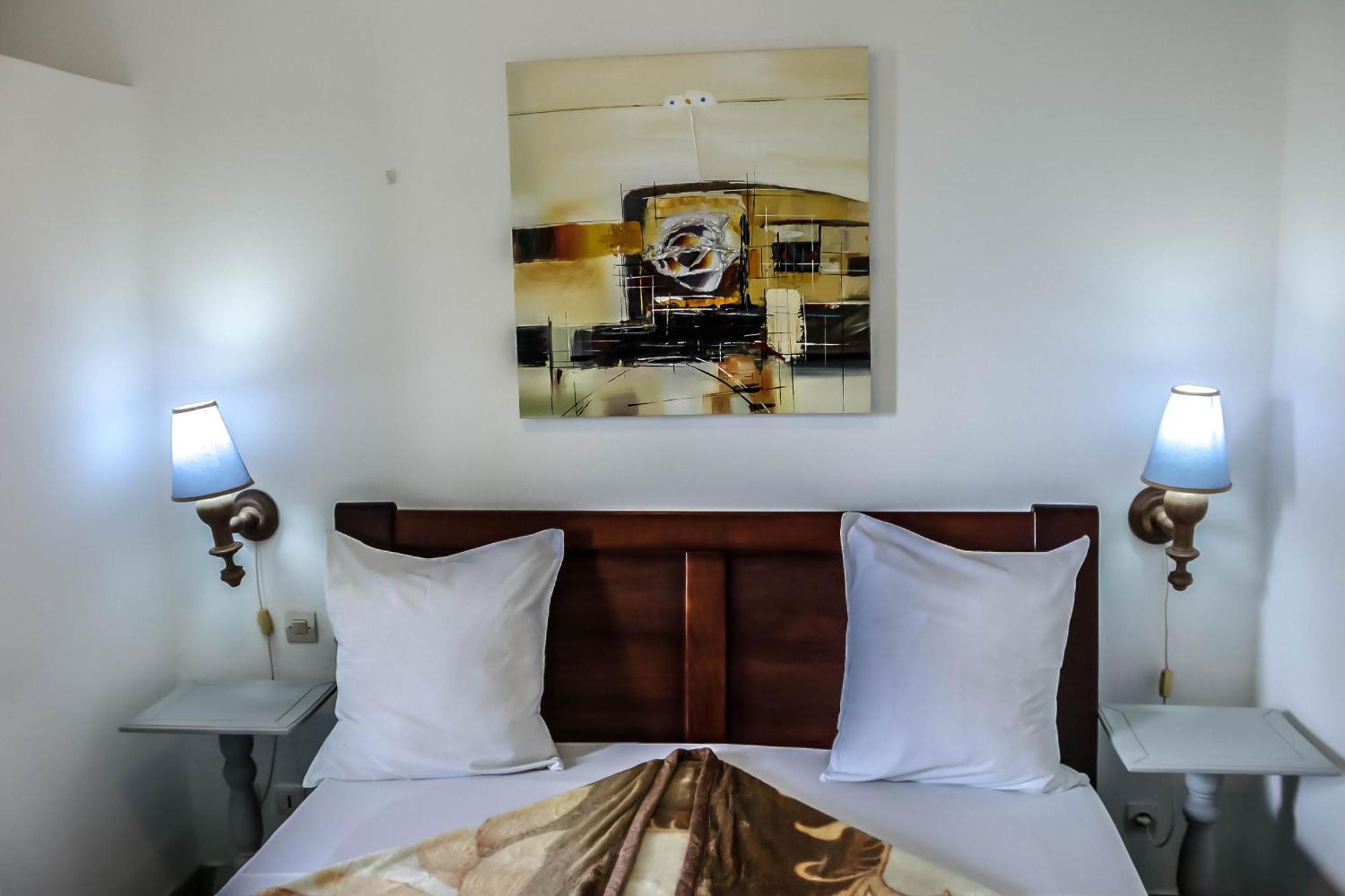 Tchero Appartement 1 Douala Buitenkant foto